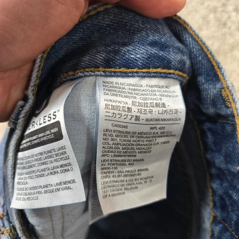 Levi's 517 Bootcut Jeans Mens 32x30 Medium Wash 100% cotton Denim blue